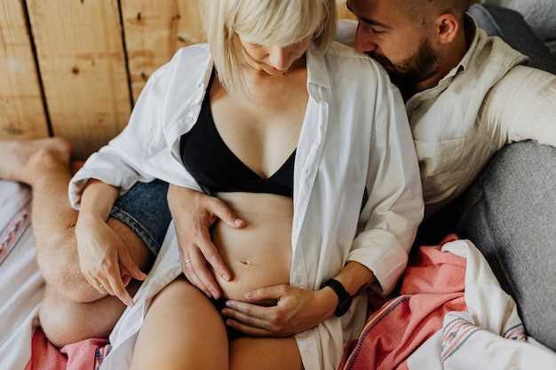 Интимная жизнь в первых неделях беременности: что нужно знать?