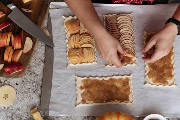 Процесс приготовления и запекания манника с яблоками