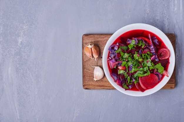 Подготовка ингредиентов для горячего свекольника